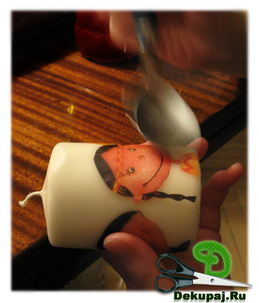 Третий мотив из салфетки для декупажа на свече Третий мотив из салфетки для декупажа